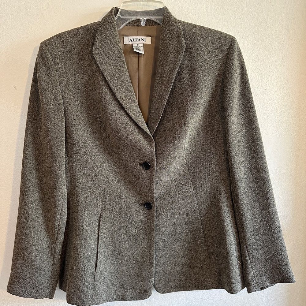 Alfani Gray Blazer with Notched Lapel and Structured Shoulders